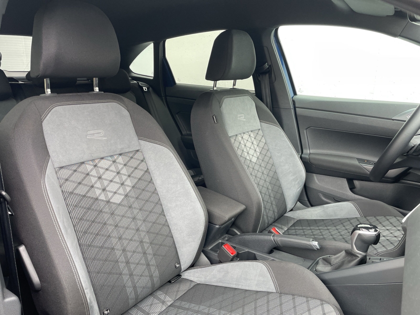 Taigo 1.5 TSI DSG R-Line Black Style ACC/Matrix/Navi/App-Connect/PDC/Spurwechselassistent