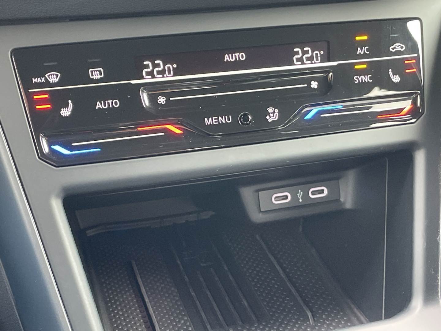 Taigo 1.5 TSI DSG R-Line Black Style ACC/Matrix/Navi/App-Connect/PDC/Spurwechselassistent