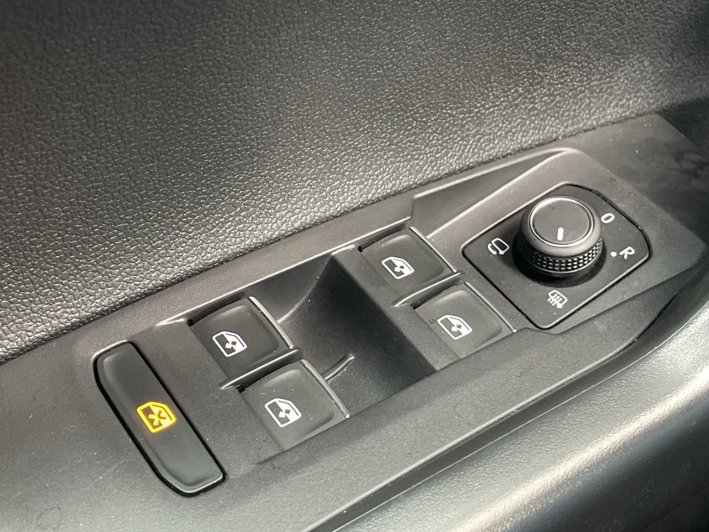 Taigo 1.5 TSI DSG R-Line Black Style ACC/Matrix/Navi/App-Connect/PDC/Spurwechselassistent