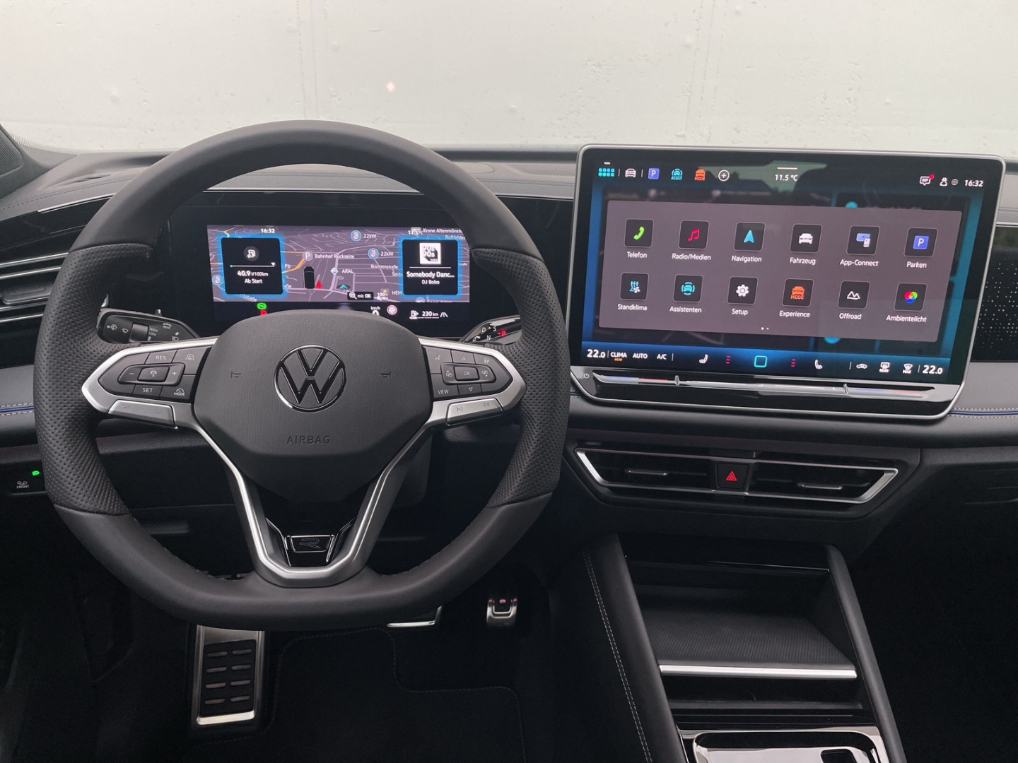 Tiguan 2.0 TSI DSG 4MOTION Standhzg/AHK/HUD/DCC