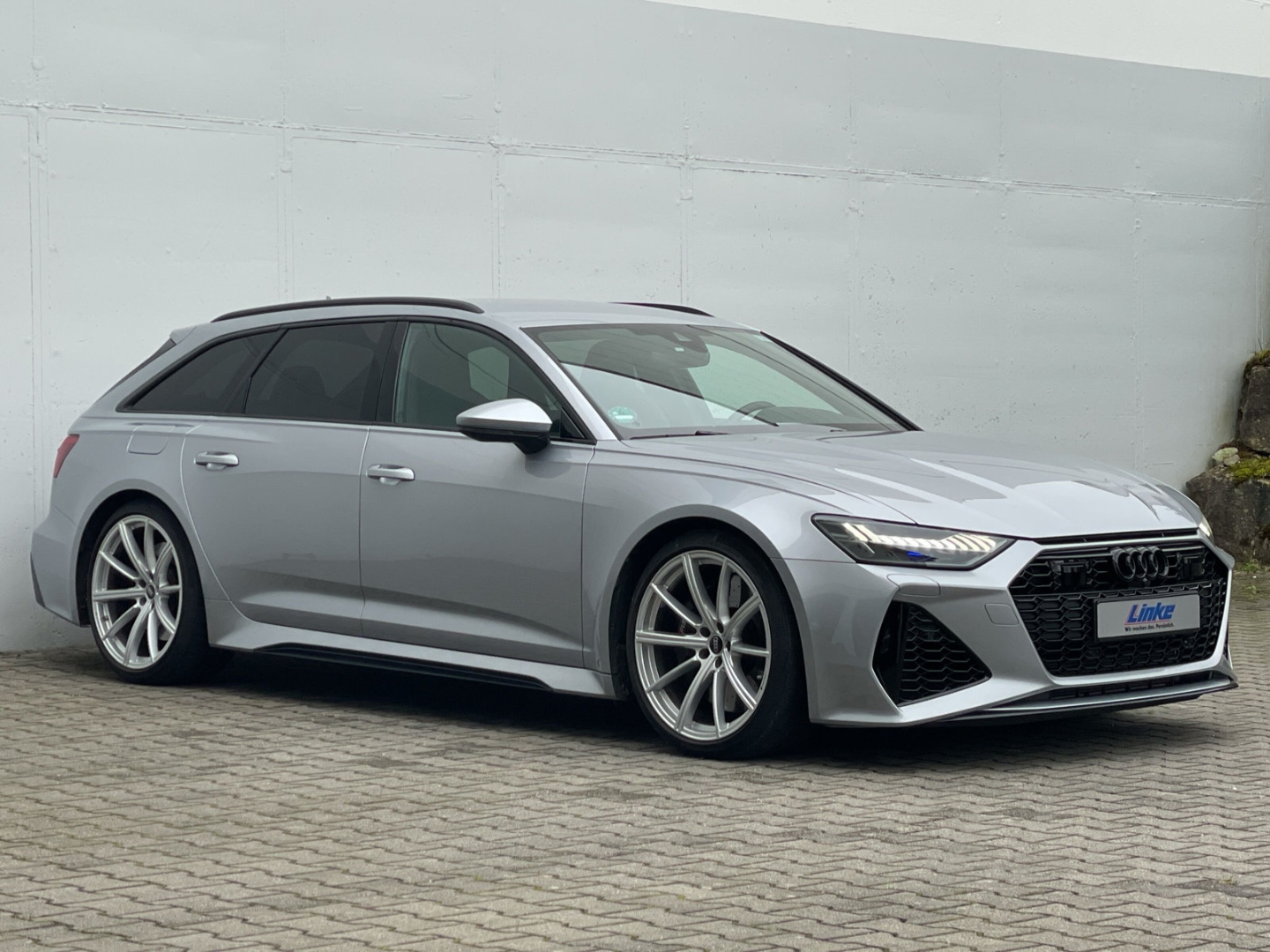 RS6 Avant AHK/B&O/RS-AGA/Matrix/AIR susp/280km/h/ACC/Keyless/Leder