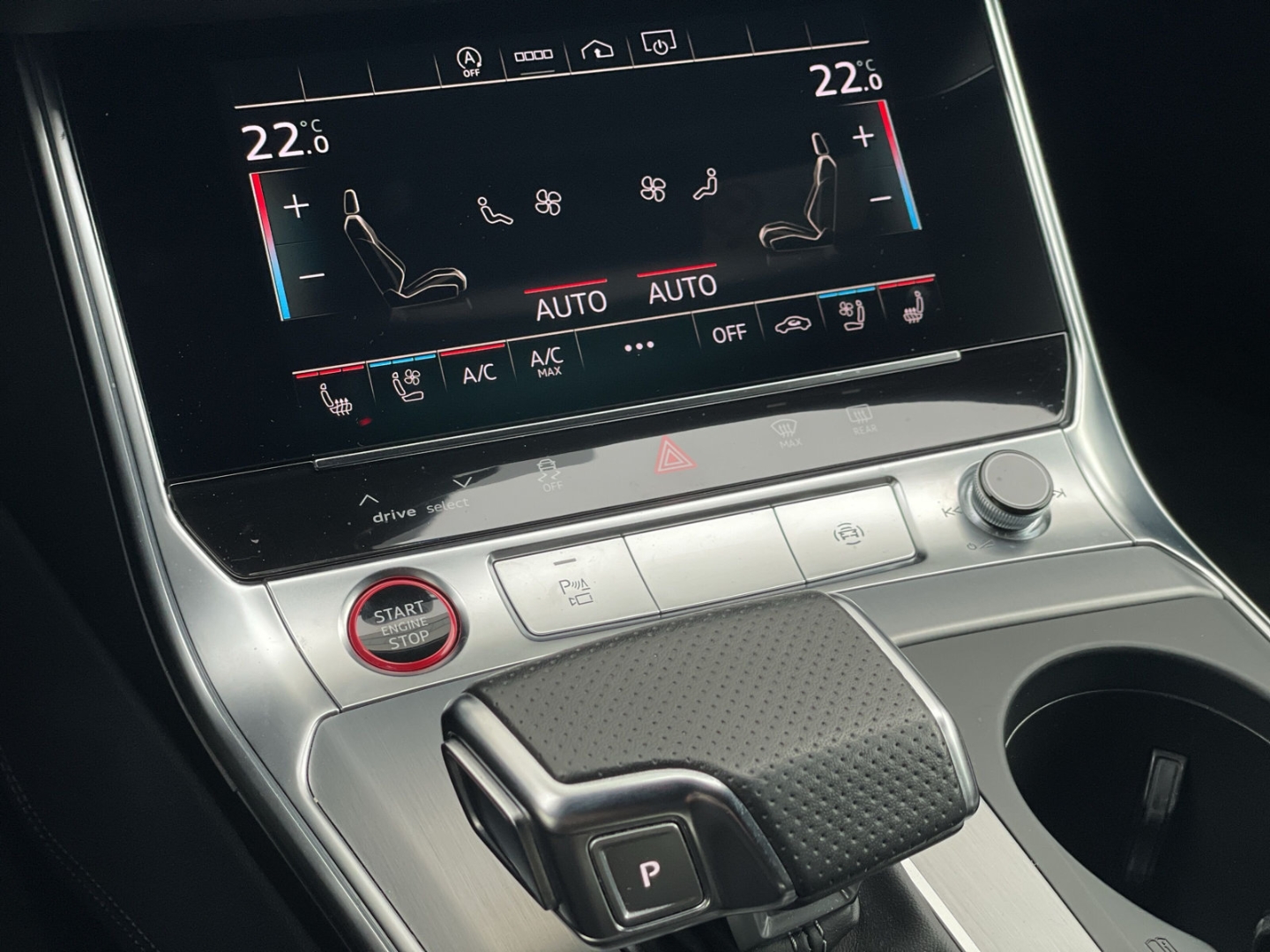 RS6 Avant AHK/B&O/RS-AGA/Matrix/AIR susp/280km/h/ACC/Keyless/Leder