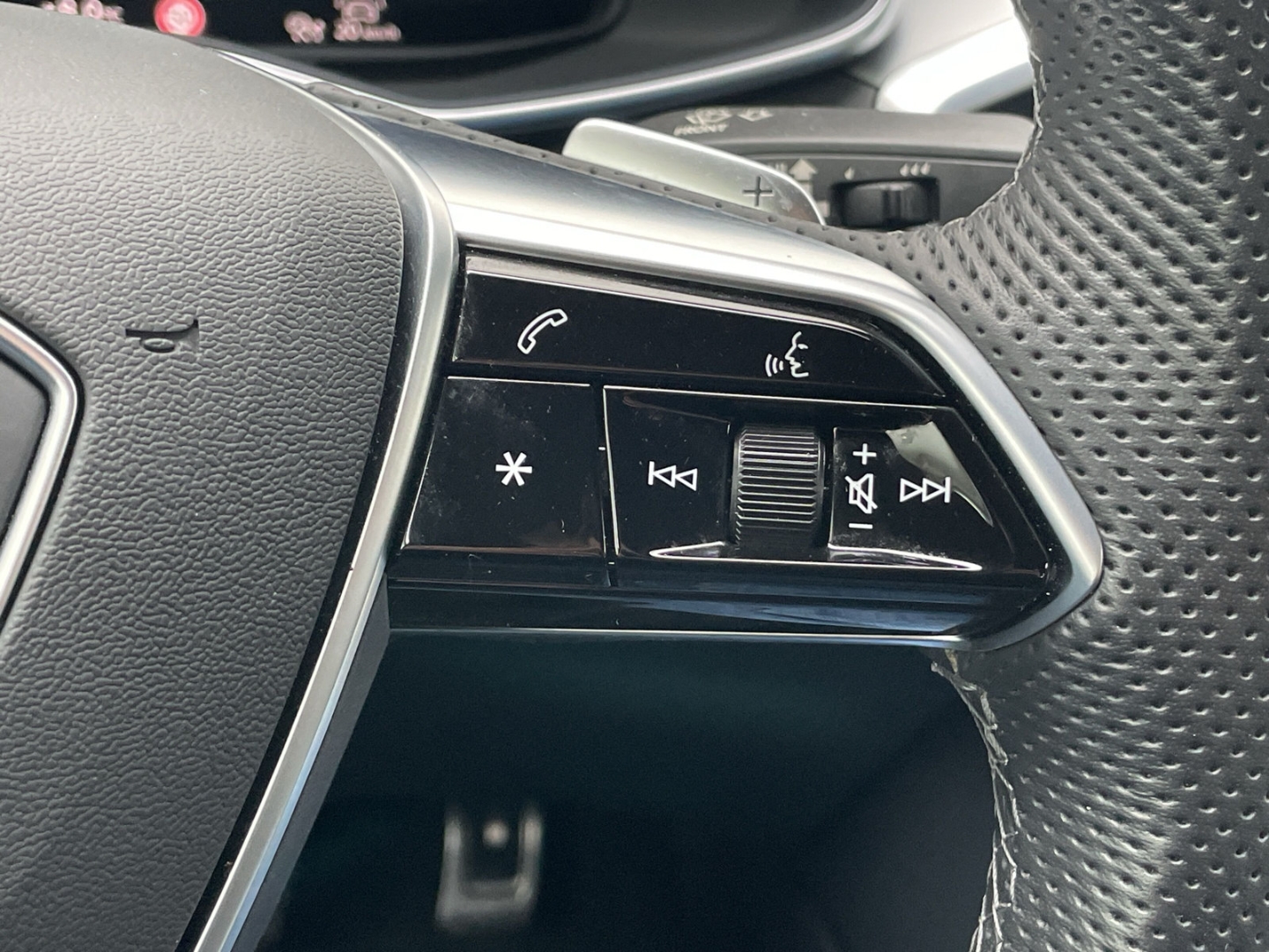 A6 50TFSIe quattro S-line Matrix/ACC/Navi/App-Connect/Sitzhzg/Standklima/Teilleder