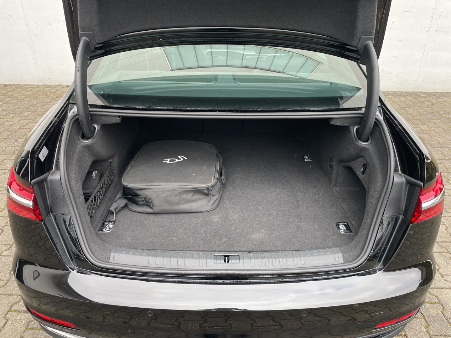 A6 50TFSIe quattro S-line Matrix/ACC/Navi/App-Connect/Sitzhzg/Standklima/Teilleder