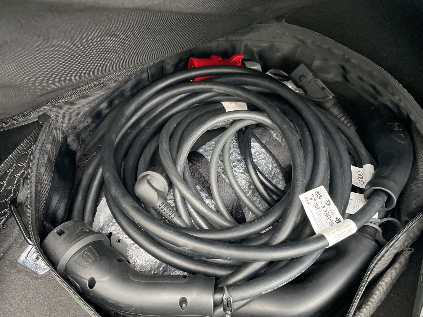 A6 50TFSIe quattro S-line Matrix/ACC/Navi/App-Connect/Sitzhzg/Standklima/Teilleder