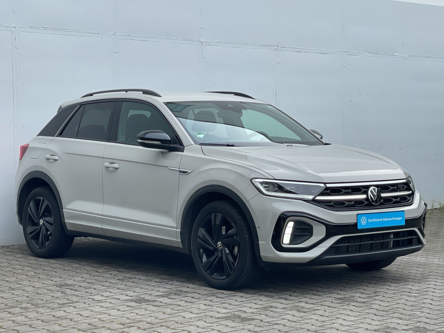 T-Roc 1.5 TSI DSG R-Line Black Style AHK/Kamera ACC/IQ.LIGHT/Navi/App-Connect