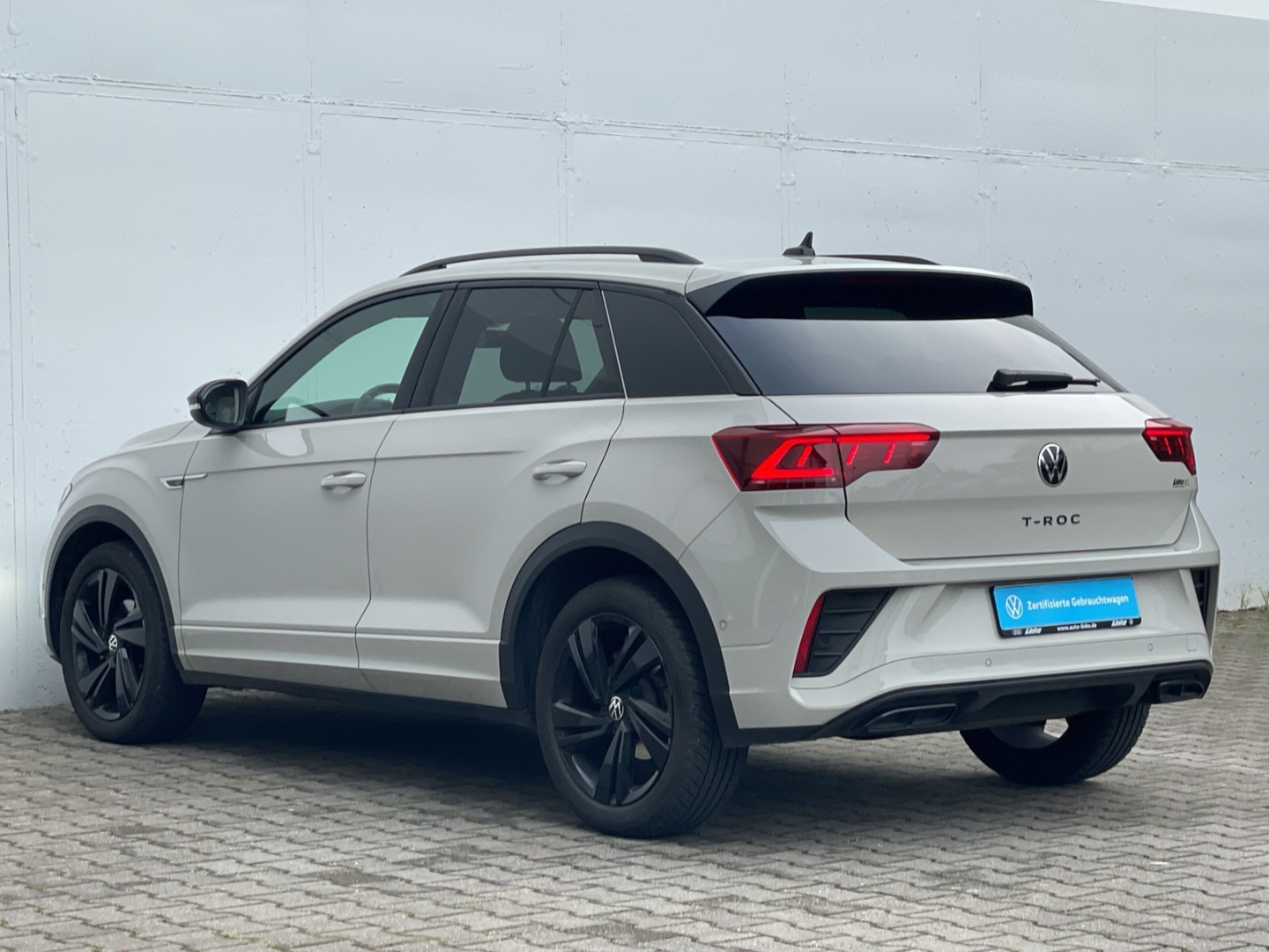 T-Roc 1.5 TSI DSG R-Line Black Style AHK/Kamera ACC/IQ.LIGHT/Navi/App-Connect