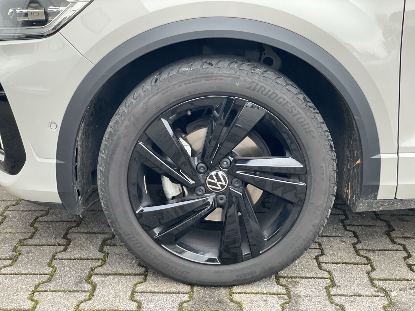 T-Roc 1.5 TSI DSG R-Line Black Style AHK/Kamera ACC/IQ.LIGHT/Navi/App-Connect