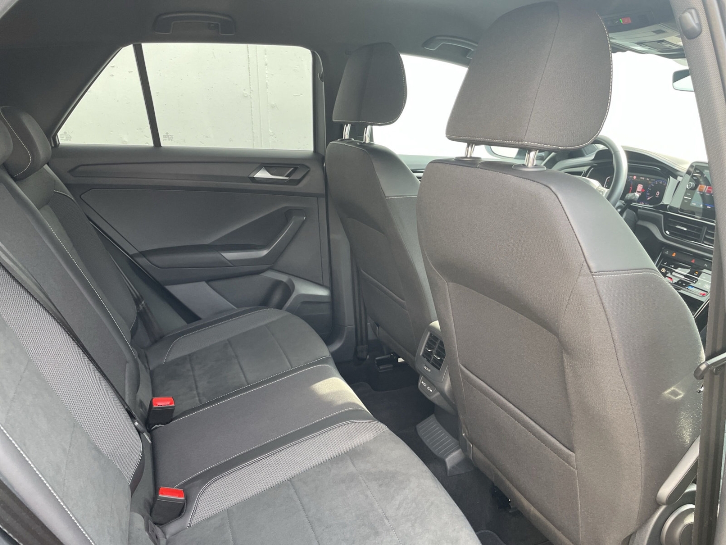T-Roc 2.0 TDI DSG Style AHK/Navi/LED Plus/Kamera/App-Connect/ACC