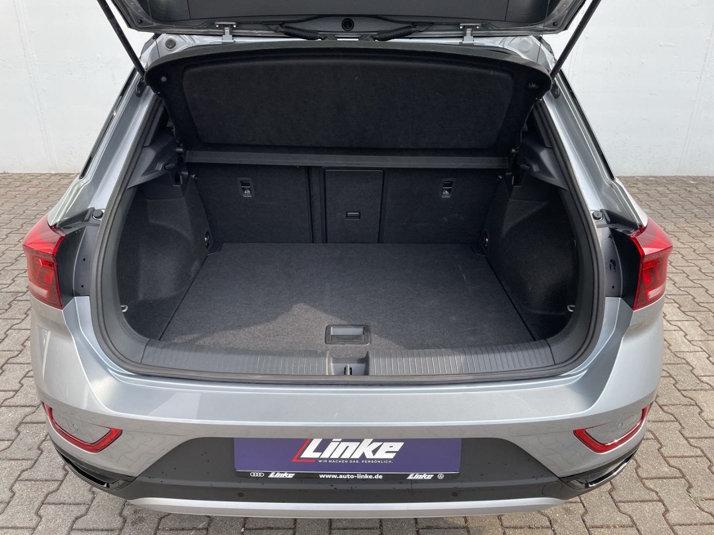 T-Roc 2.0 TDI DSG Style AHK/Navi/LED Plus/Kamera/App-Connect/ACC