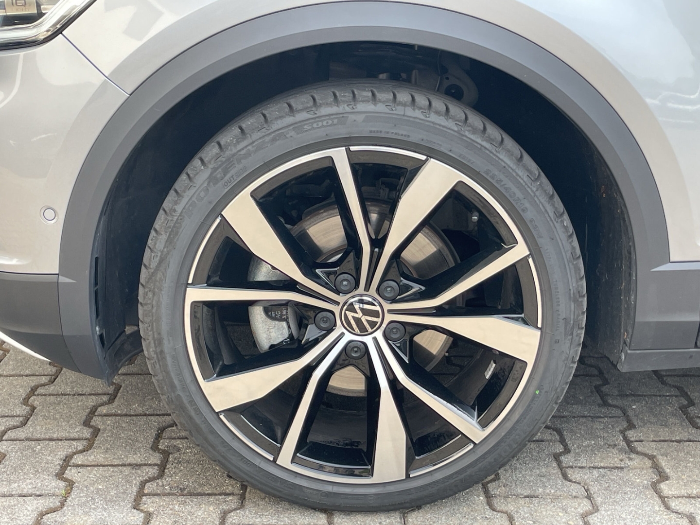 T-Roc 2.0 TDI DSG Style AHK/Navi/LED Plus/Kamera/App-Connect/ACC