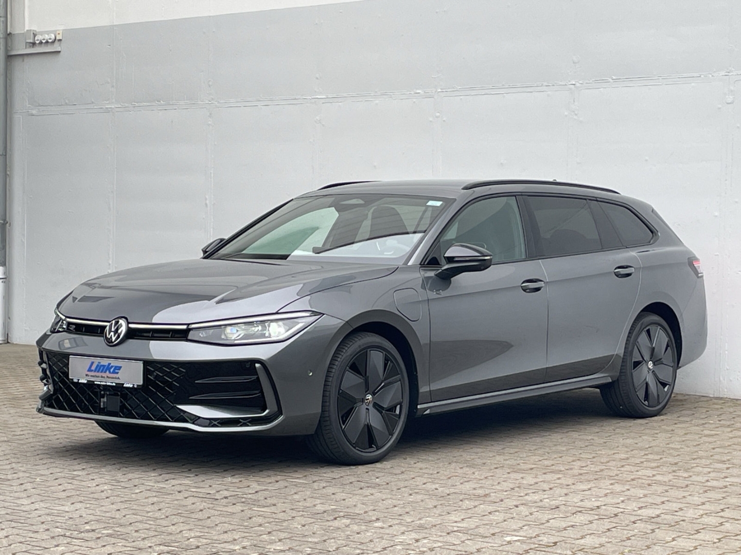 Passat Variant 1.5TSI eHybrid R-Line HUD/AHK/DCC Pro