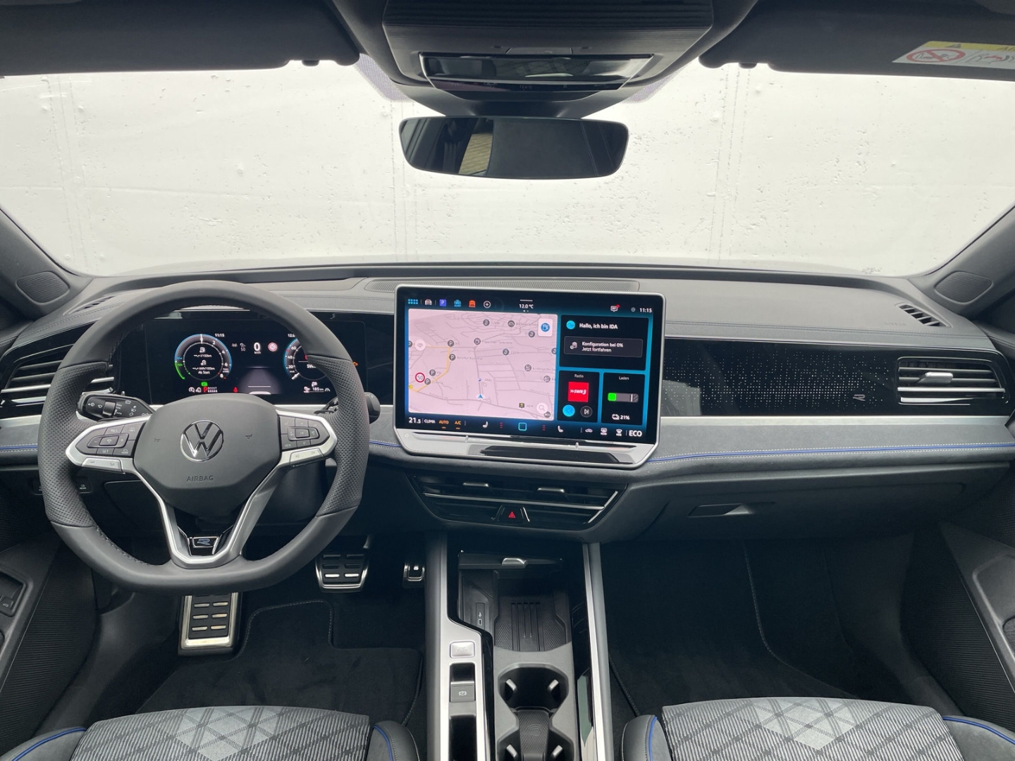 Passat Variant 1.5TSI eHybrid R-Line HUD/AHK/DCC Pro