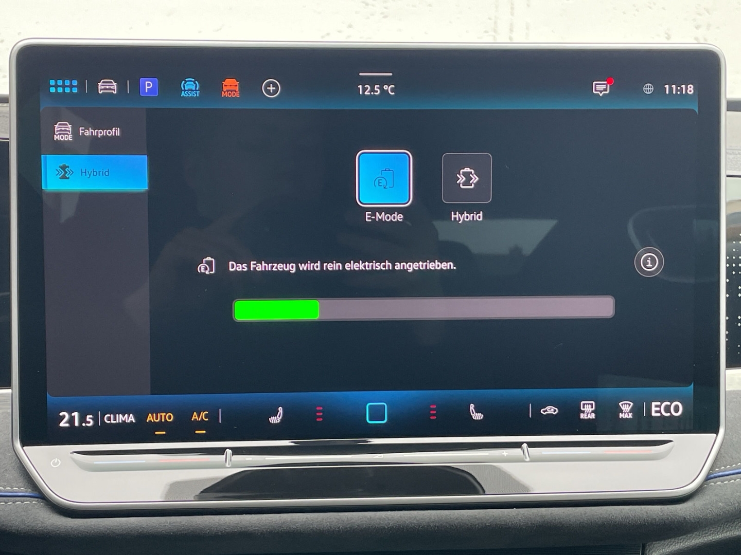 Passat Variant 1.5TSI eHybrid R-Line HUD/AHK/DCC Pro