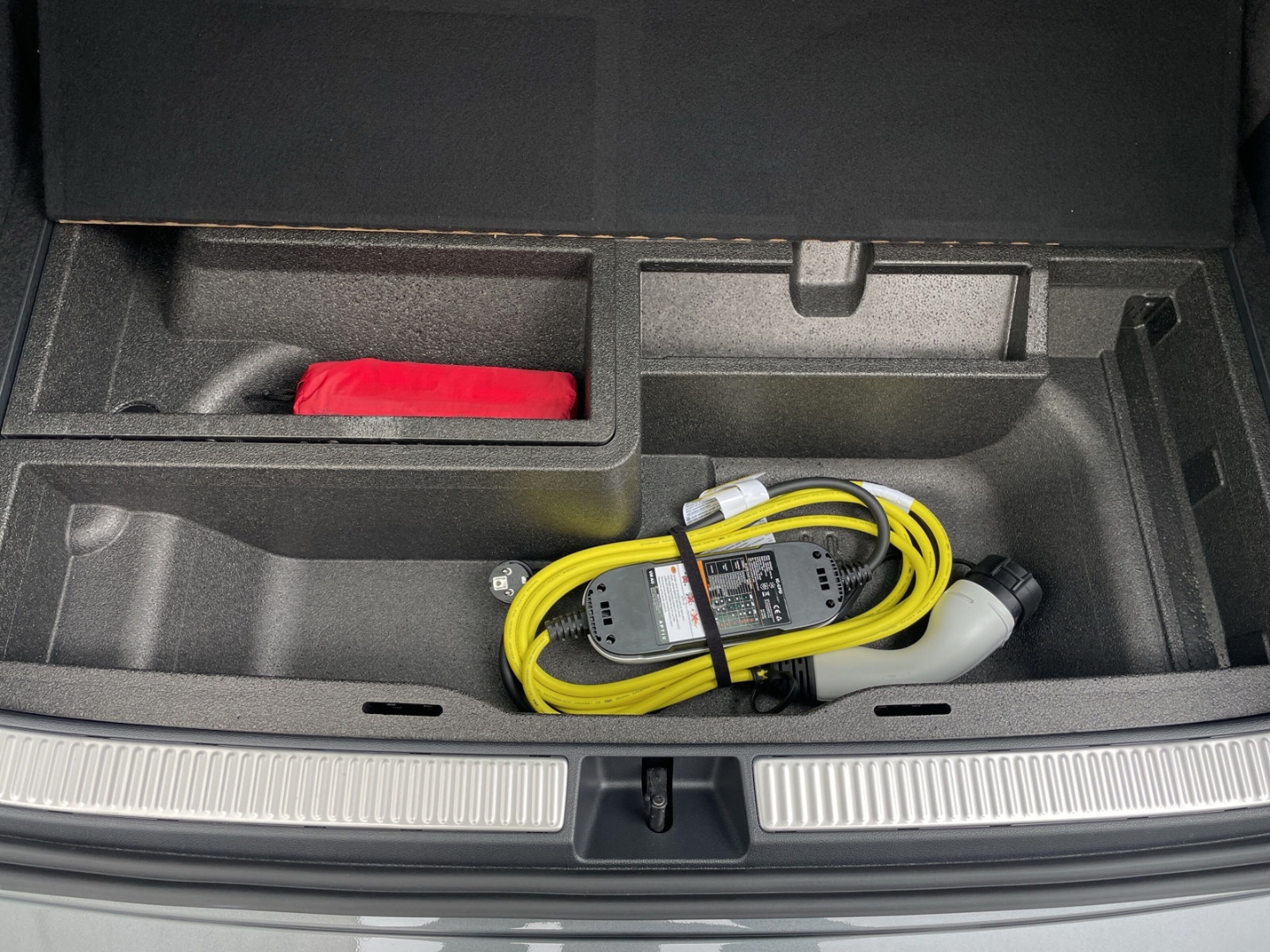 Passat Variant 1.5TSI eHybrid R-Line HUD/AHK/DCC Pro