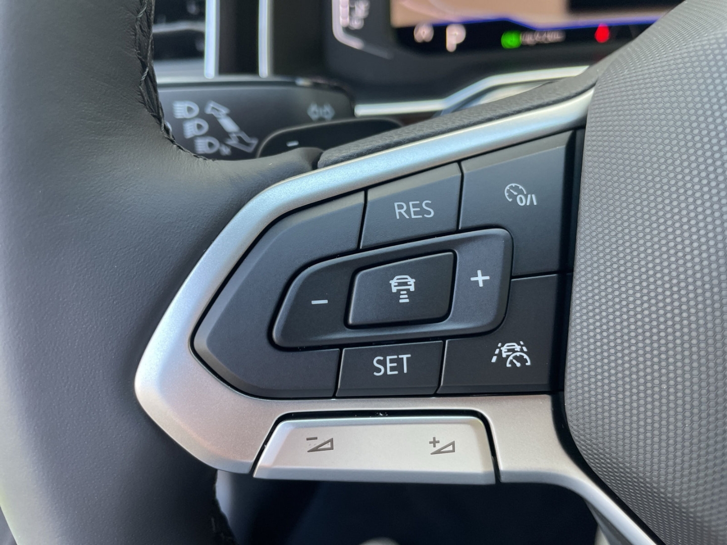 Taigo Goal 1.0 TSI DSG AHK/Keyless/Navi/Matrix ACC