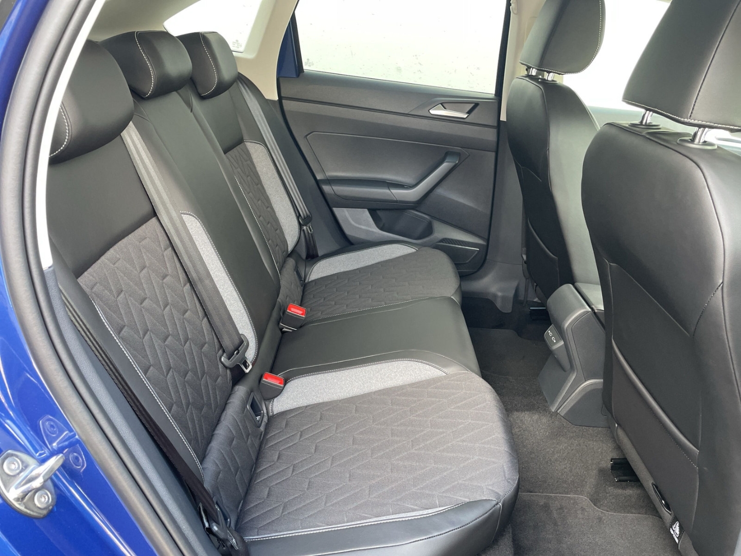 Taigo Goal 1.0 TSI DSG AHK/Keyless/Navi/Matrix ACC