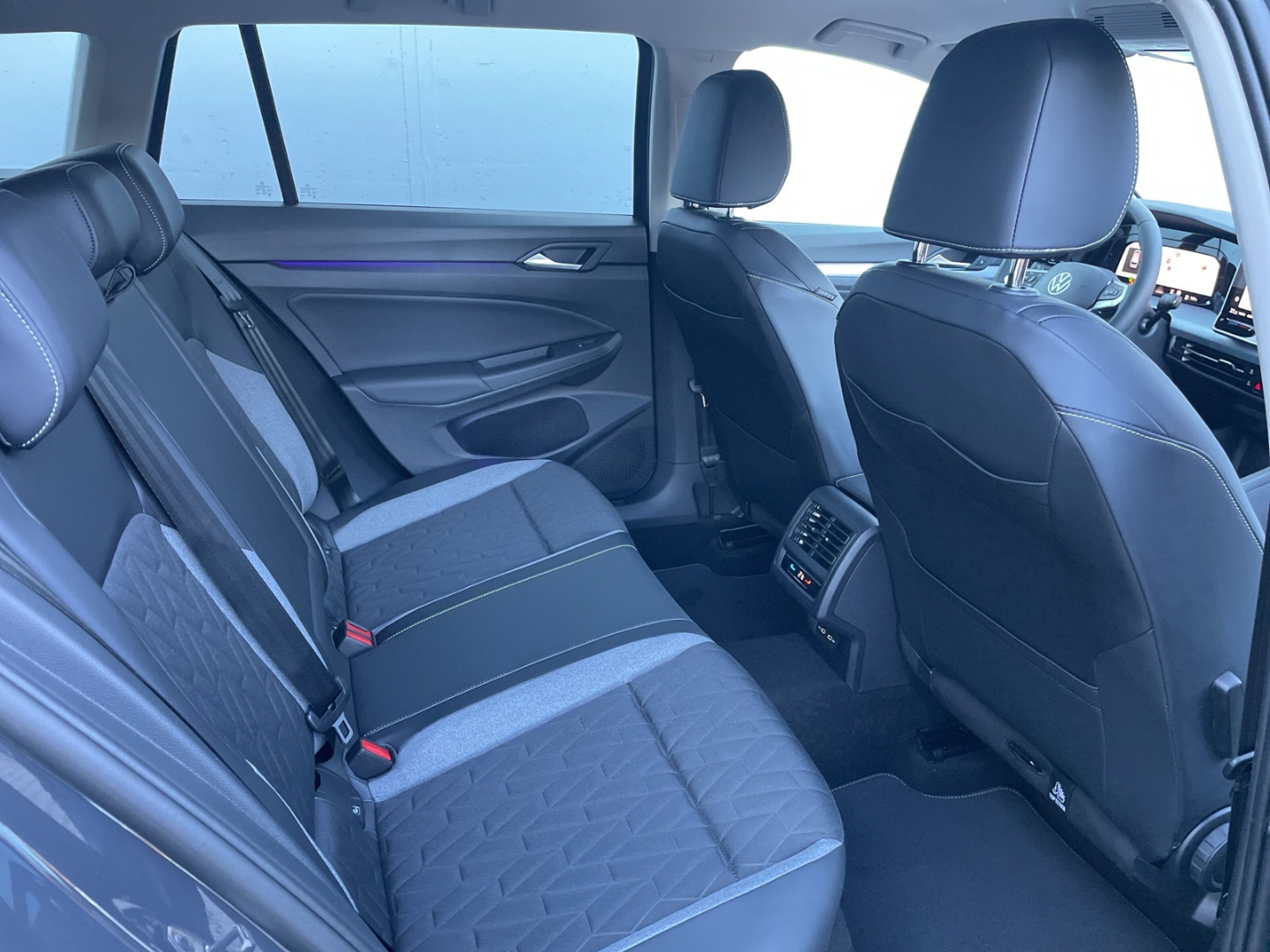 Golf Variant VIII 1.5eTSI DSG ERERGY Kamera/Navi/LED/ACC/App-Connect
