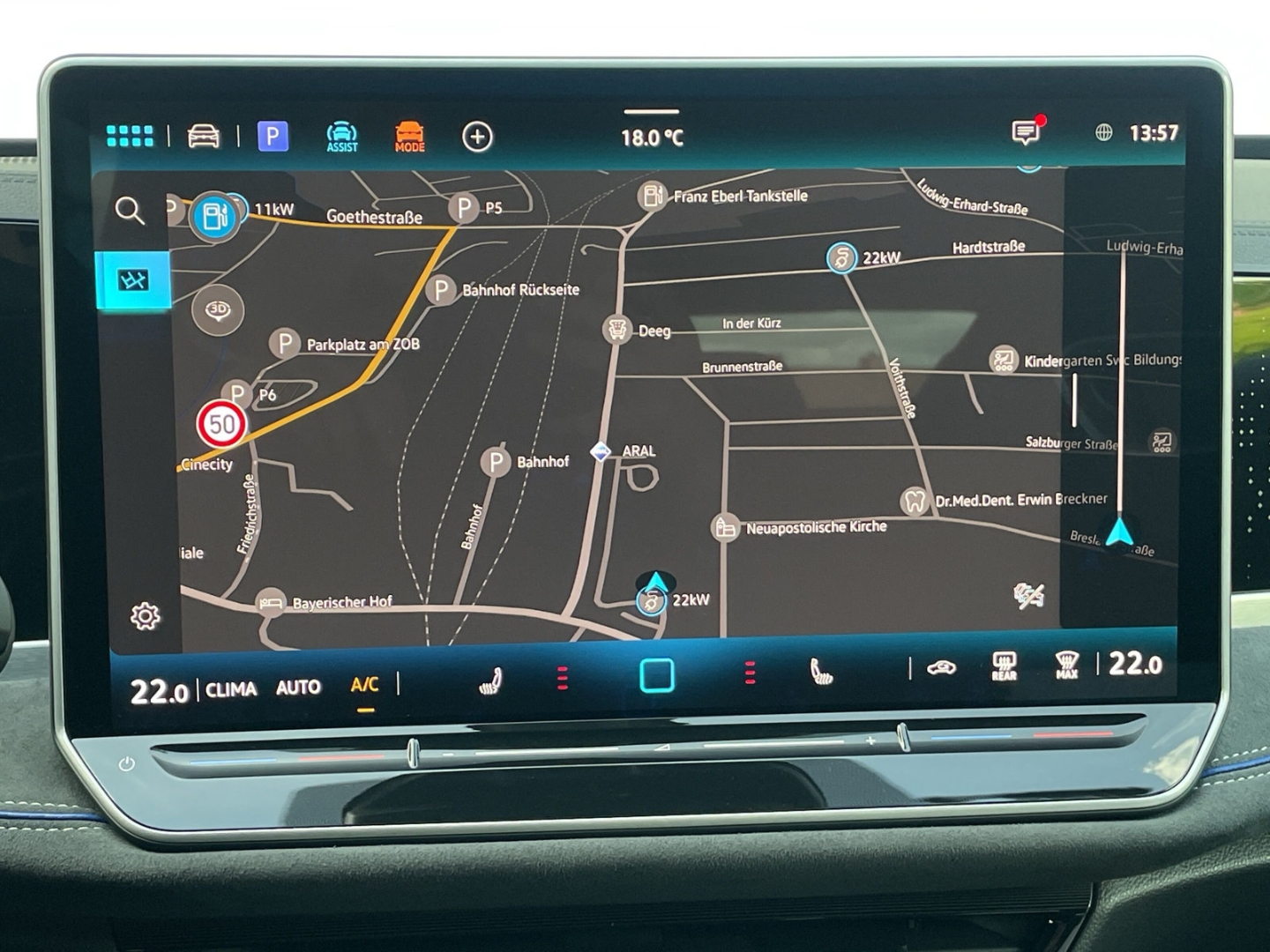 Passat R-Line 2.0 TDI DSG HUD/AHK/Navi/360Kamera