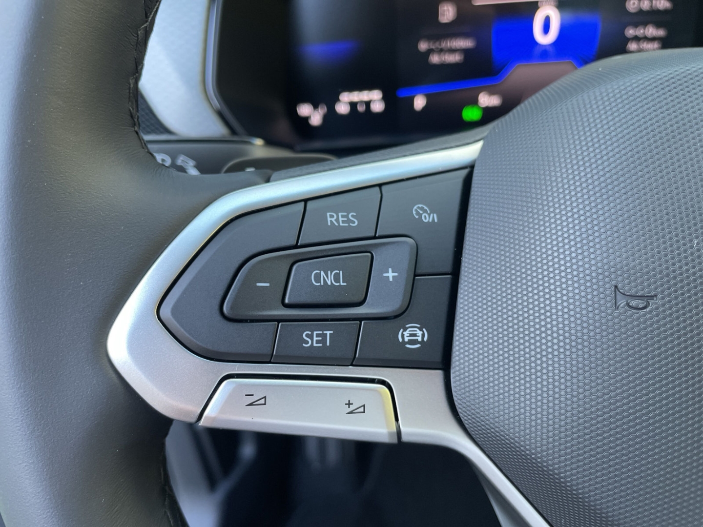 T-Cross 1.0 TSI DSG Life Kamera/Navi/App-Connect/LED/Sitzhzg