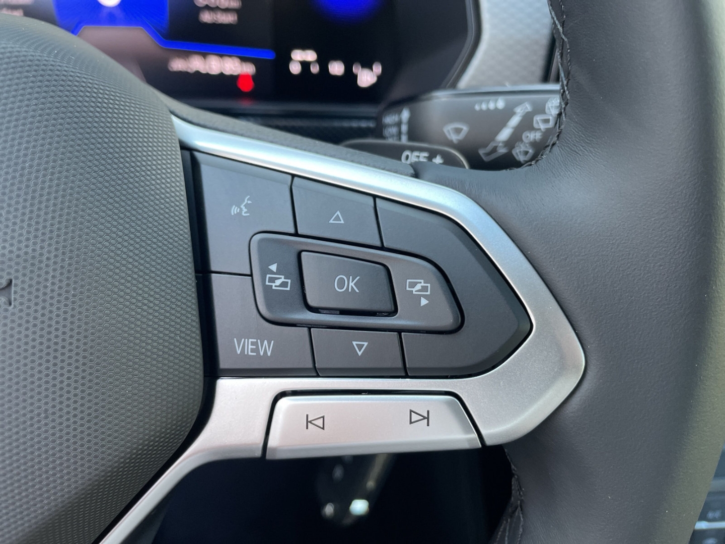 T-Cross 1.0 TSI DSG Life Kamera/Navi/App-Connect/LED/Sitzhzg