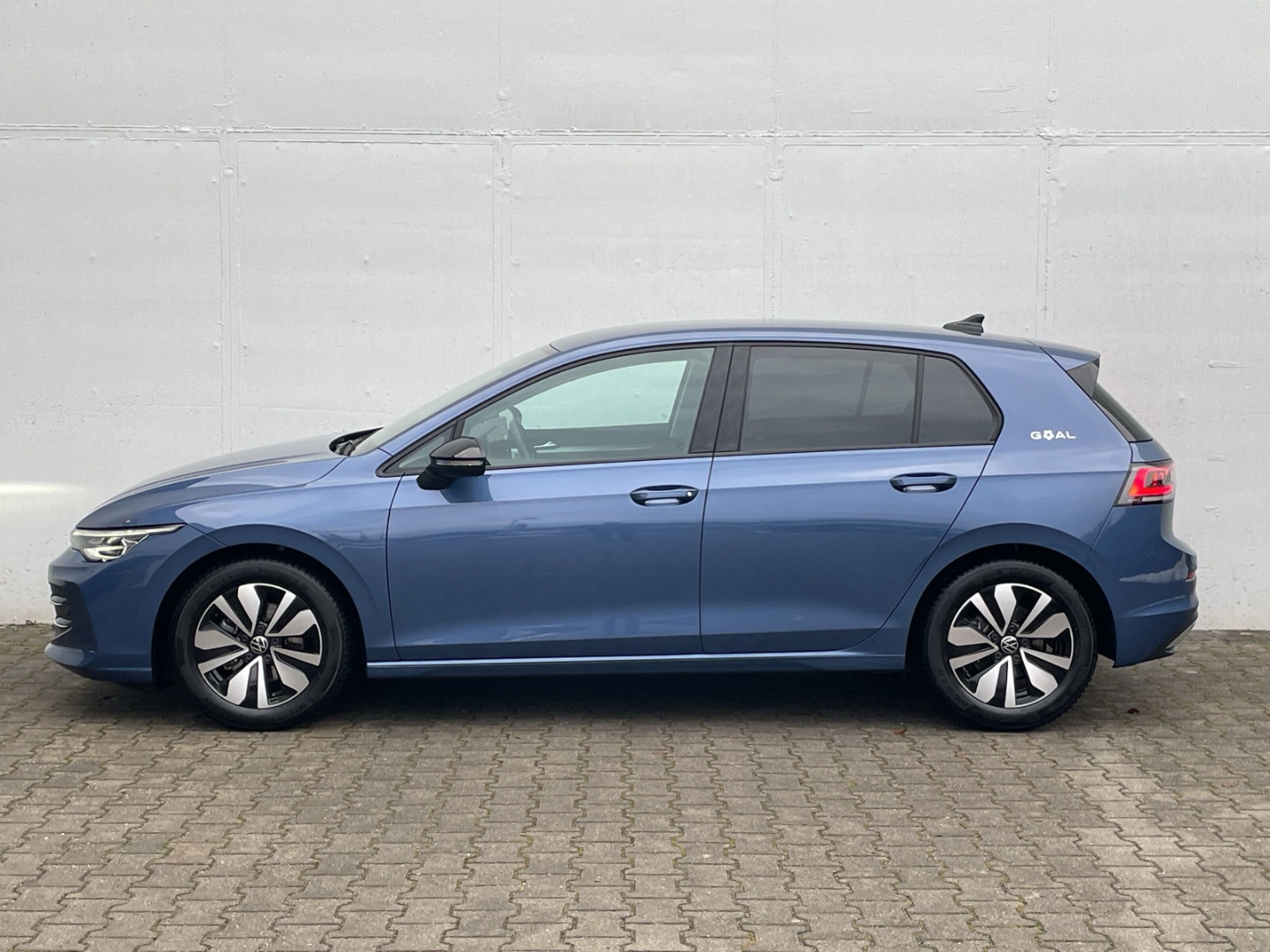 Golf VIII 1.5 eTSI DSG Goal AHK/Kamera/IQ.Light/ACC/Navi/App-Connect