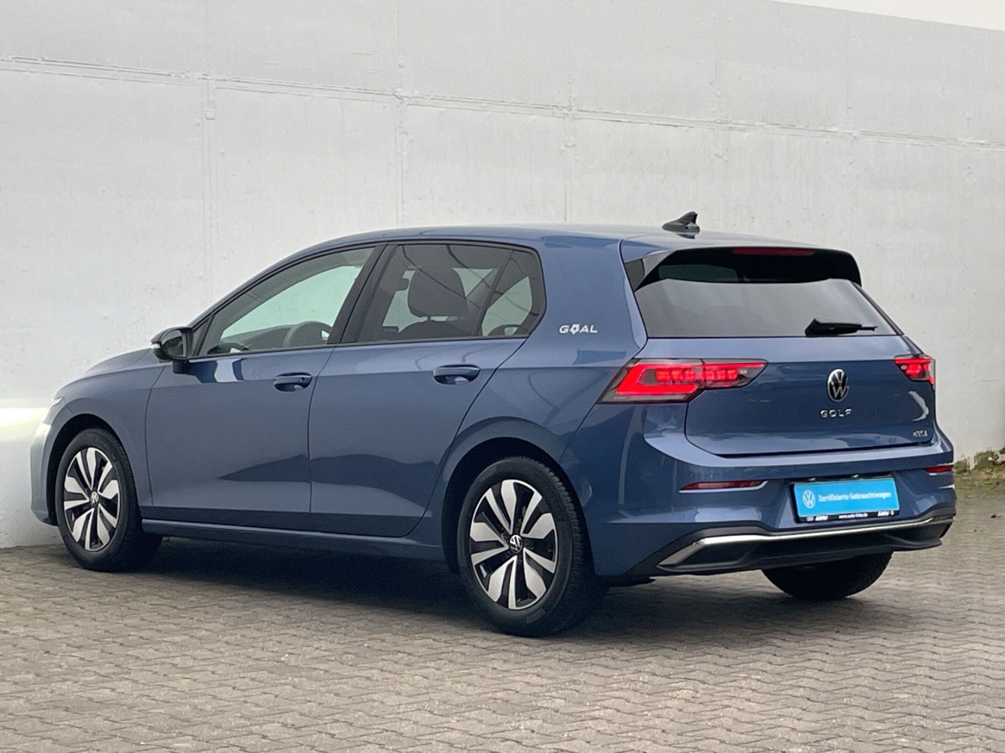 Golf VIII 1.5 eTSI DSG Goal AHK/Kamera/IQ.Light/ACC/Navi/App-Connect