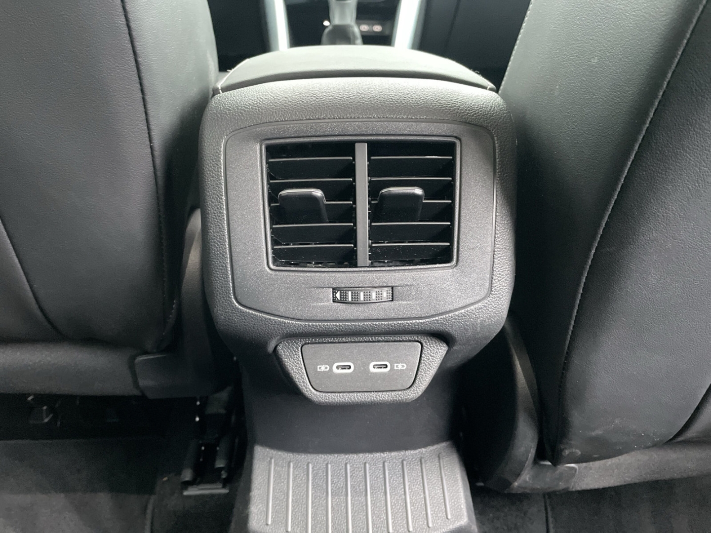 T-Roc 1.0 TSI Goal AHK/Kamera/ACC/Navi/App-Con. LED