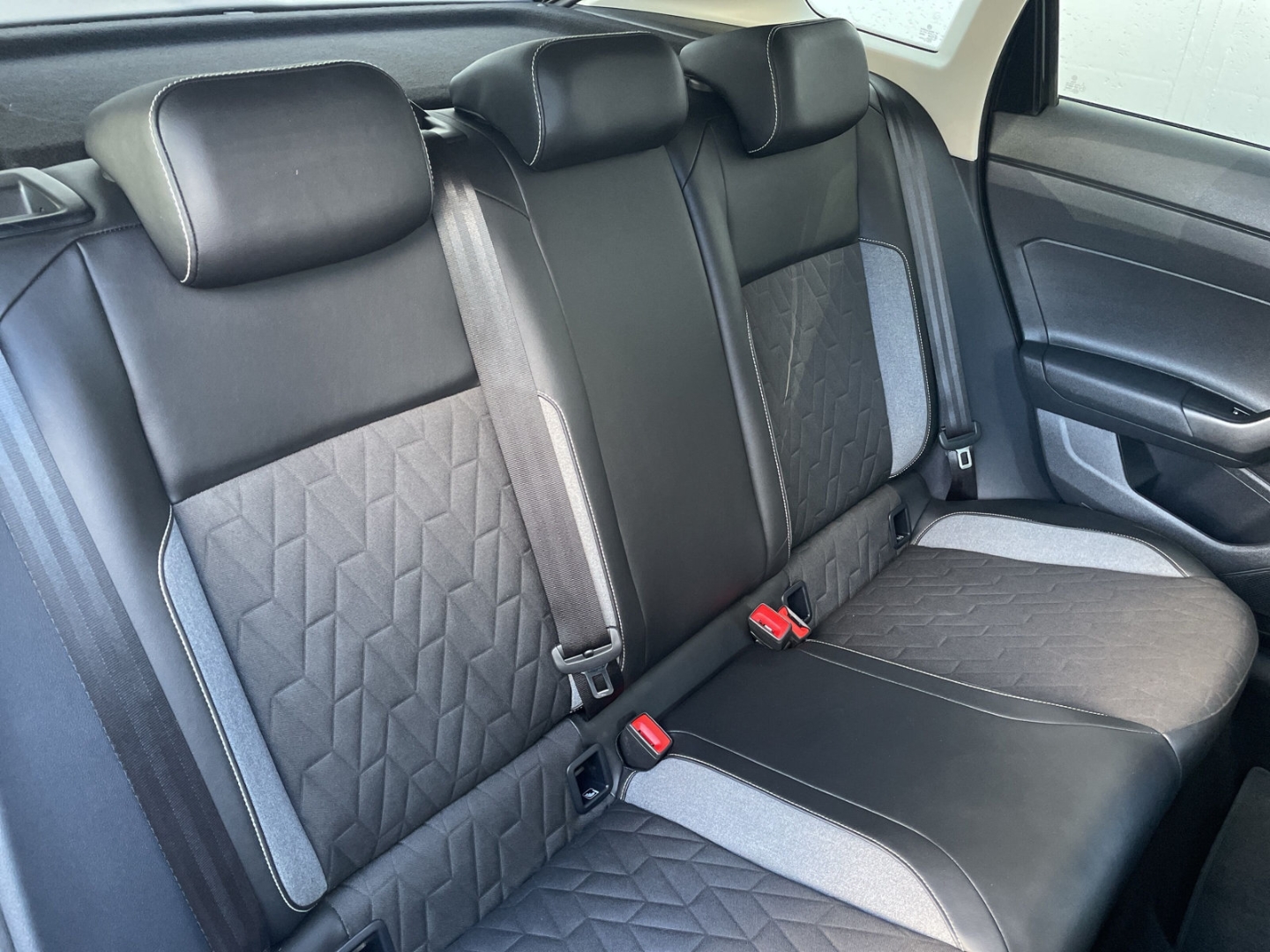 Taigo 1.0 TSI Goal 5-Gang LED/ACC/Navi/App-Connect/PDC/Sitzhzg