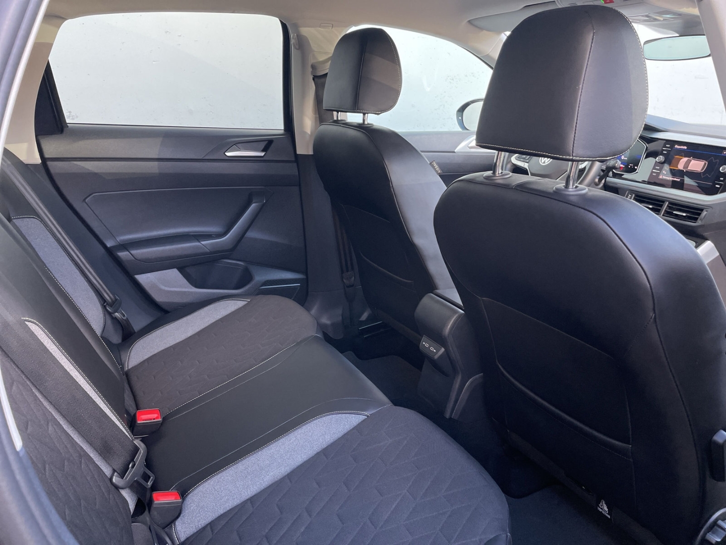 Taigo 1.0 TSI Goal 5-Gang LED/ACC/Navi/App-Connect/PDC/Sitzhzg