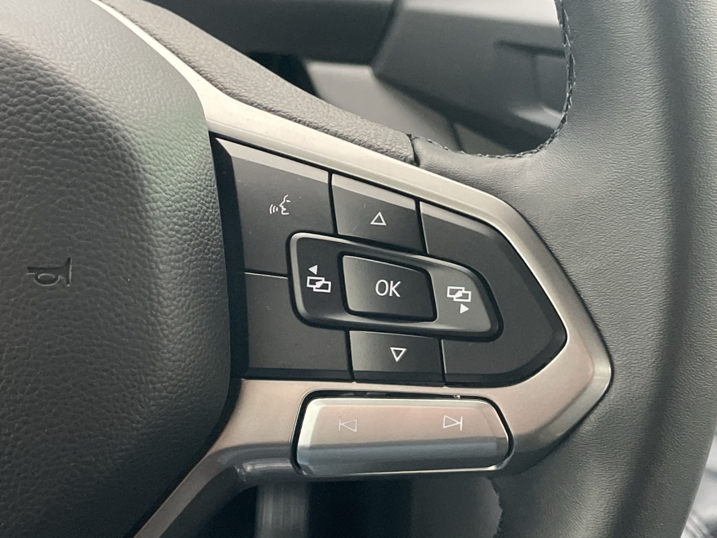 T7 Caravelle 2.0 TDI Edition AHK/Navi/Kamera/GRA/IQ.LIGHT