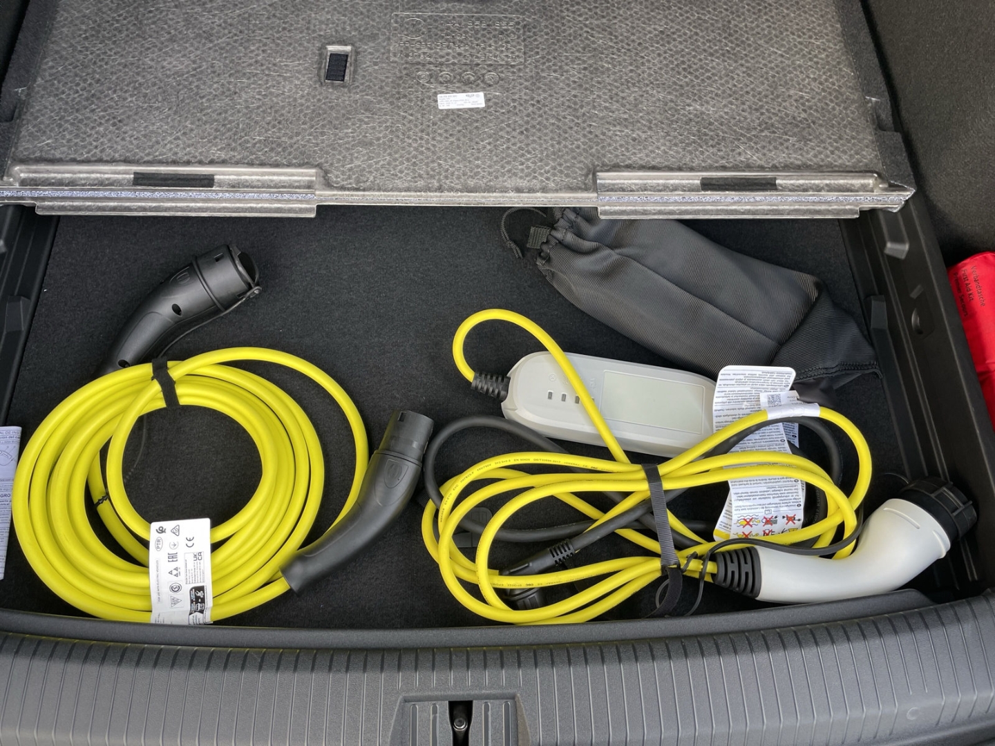 ID.7 GTX Tourer 4MOTION AHK/DCC/HUD/Matrix/Keyless/H&K/360°Kamera/Wärmepumpe