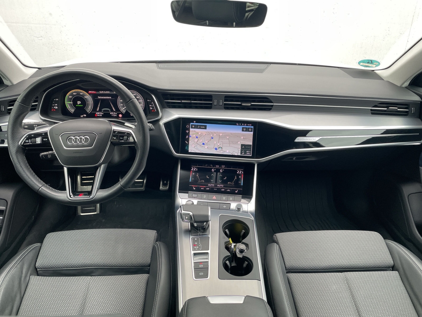 A6 Avant 55 TFSI e quattro S-line Kamera/AHK/ACC/App-Connect/el.Heckklappe/Matrix/Navi