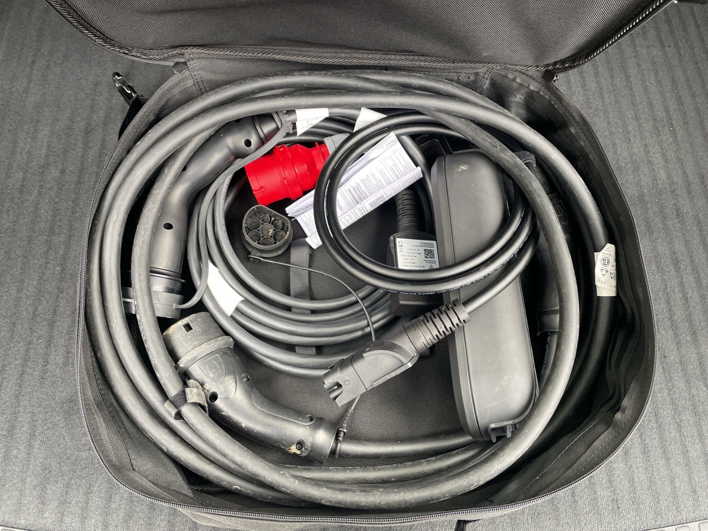 A6 Avant 55 TFSI e quattro S-line Kamera/AHK/ACC/App-Connect/el.Heckklappe/Matrix/Navi