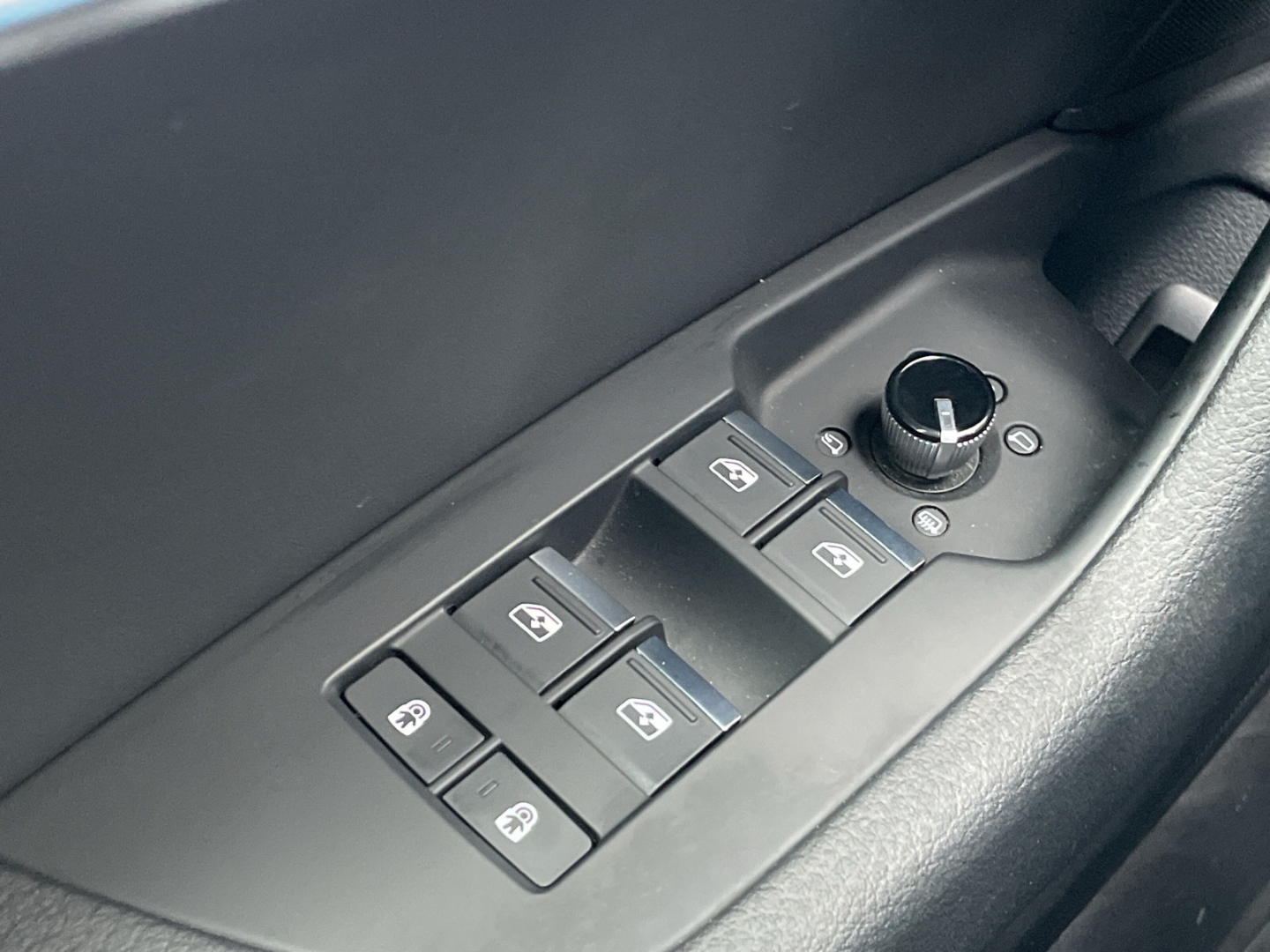 A6 Avant 55 TFSI e quattro S-line Kamera/AHK/ACC/App-Connect/el.Heckklappe/Matrix/Navi
