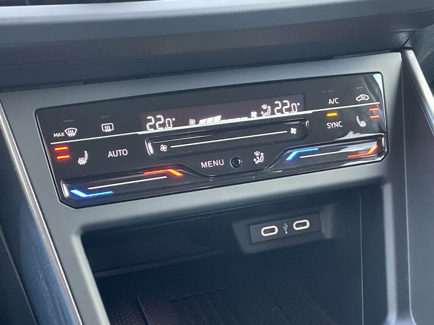 Taigo 1.0 TSI DSG Style IQ.Light/Kamera/ACC/Navi/App-Connect/Sitzhzg