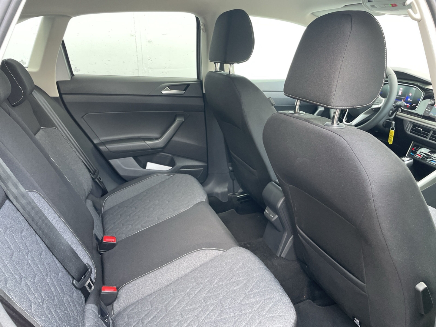 Taigo 1.0TSI DSG Move AHK/Kamera/App-Connect/ACC/Sitzhzg