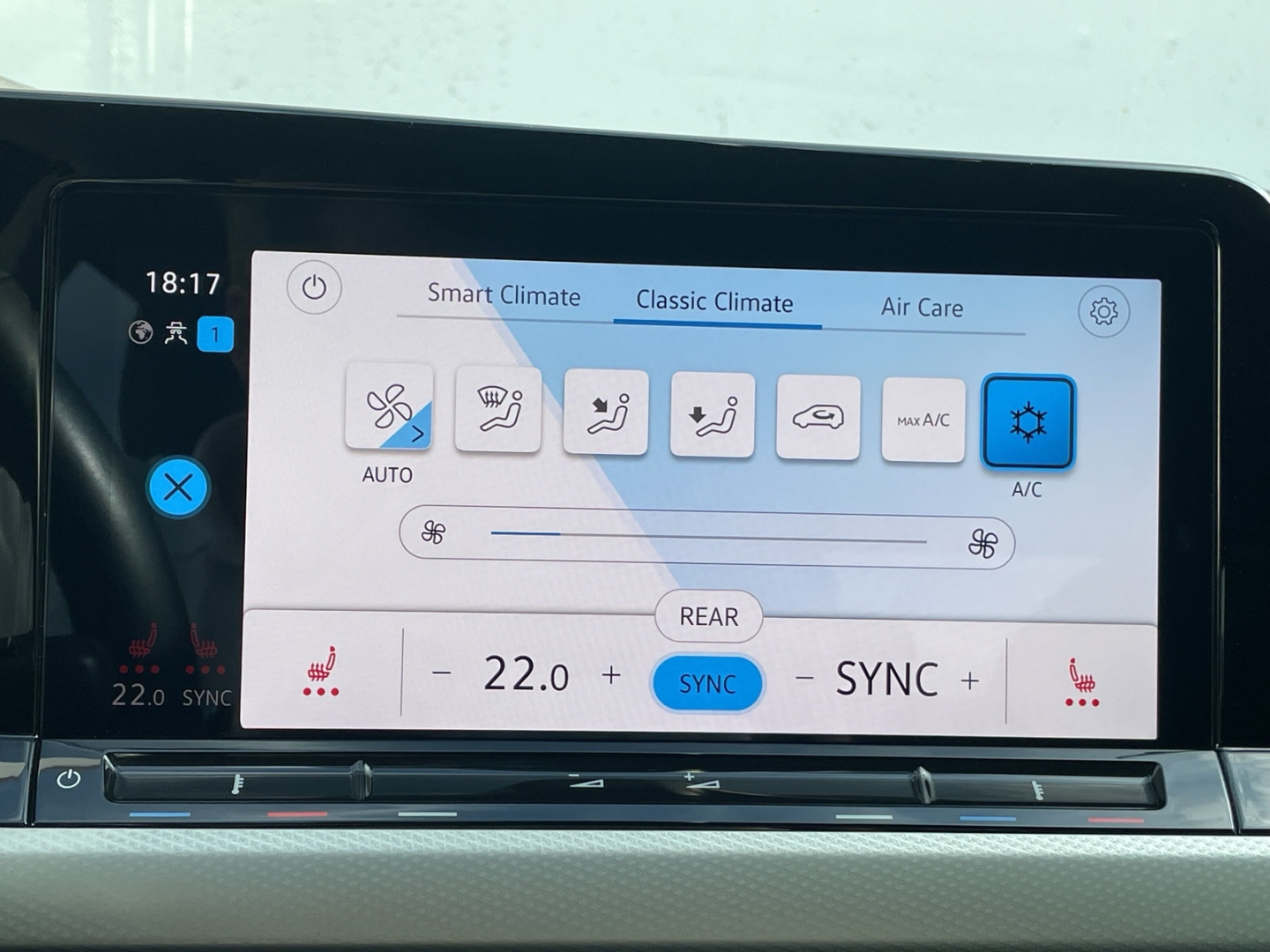 Golf VIII 1.5 TSI Move AHK/Kamera/LED Plus /Navi/Sitzhzg/App-Connect