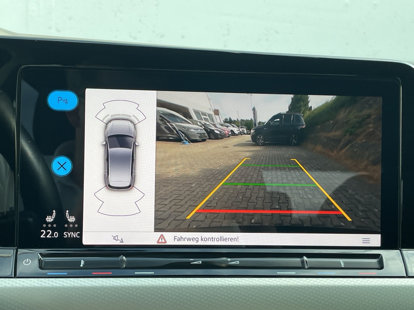 Golf VIII 1.5 TSI Move AHK/Kamera/LED Plus /Navi/Sitzhzg/App-Connect