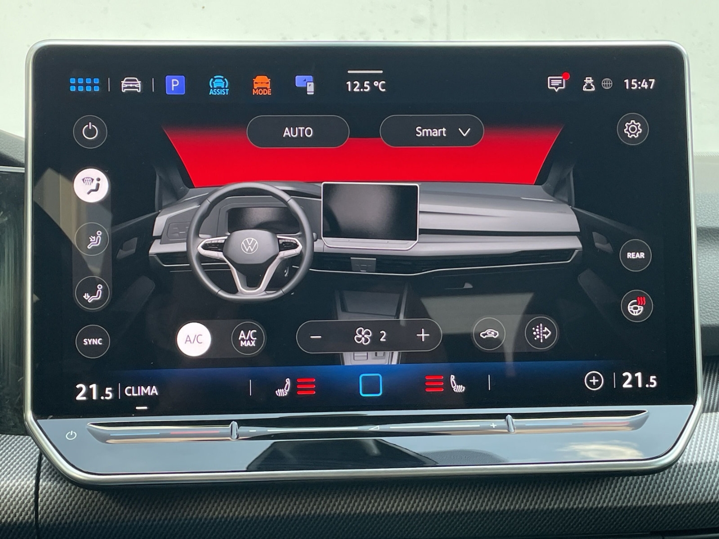 Golf VIII 1.5 eTSI DSG R-Line Pano/Standhzg/CAM /App-Connect/LED/ACC