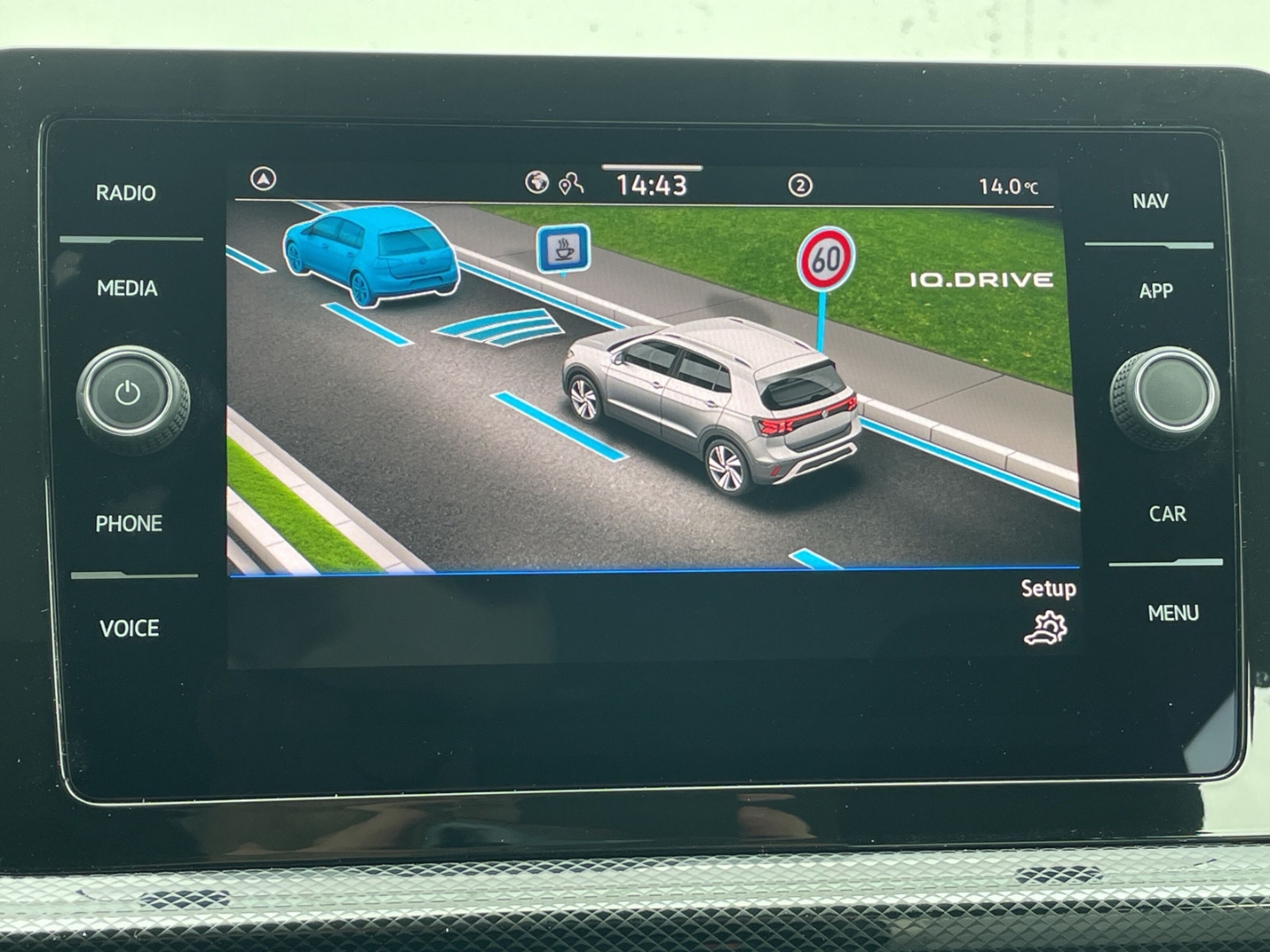 T-Cross 1.0 TSI Life Kamera/Navi/App-Connect/ACC/Sitzhzg/2-Zonen Klima