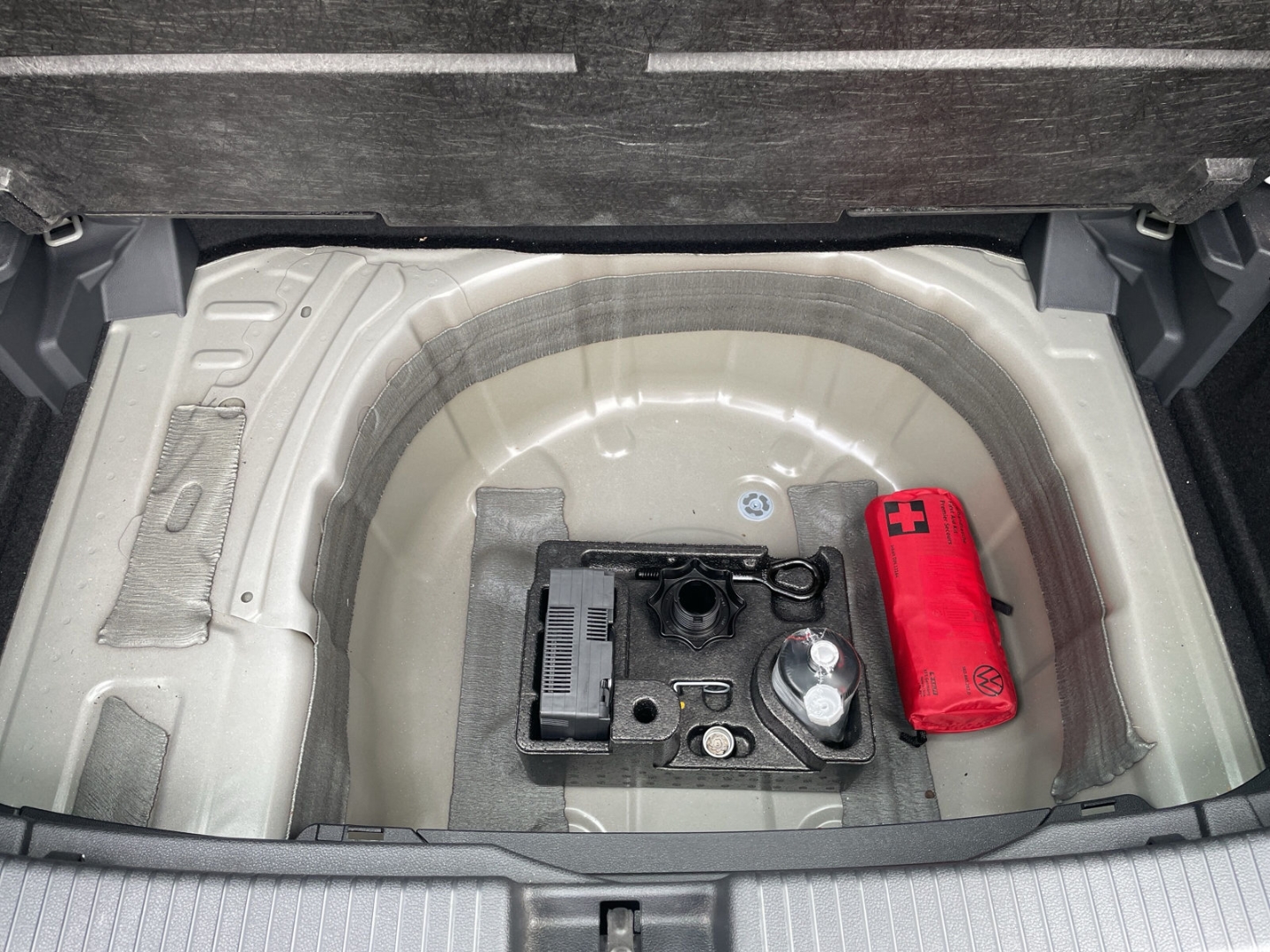 T-Cross 1.0 TSI Life Kamera/Navi/App-Connect/ACC/Sitzhzg/2-Zonen Klima