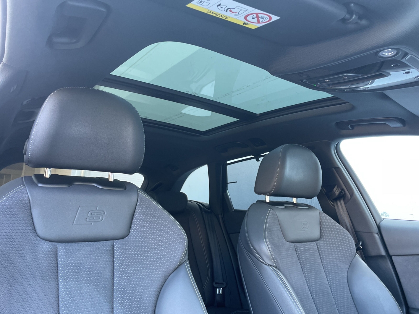 A4 40 TFSI Avant S line quattro Matrix/AHK/Pano/ACC/Kamera/el.Heckklappe/Navi/App-Connect