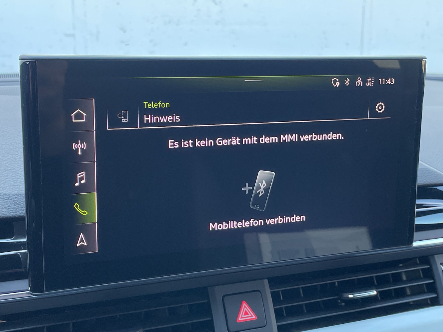A4 40 TFSI Avant S line quattro Matrix/AHK/Pano/ACC/Kamera/el.Heckklappe/Navi/App-Connect