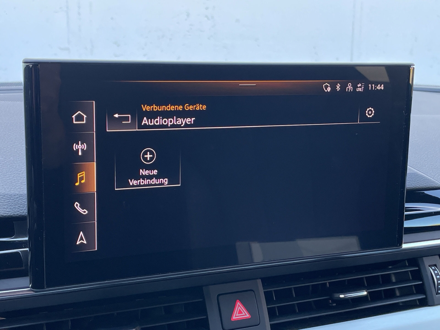 A4 40 TFSI Avant S line quattro Matrix/AHK/Pano/ACC/Kamera/el.Heckklappe/Navi/App-Connect