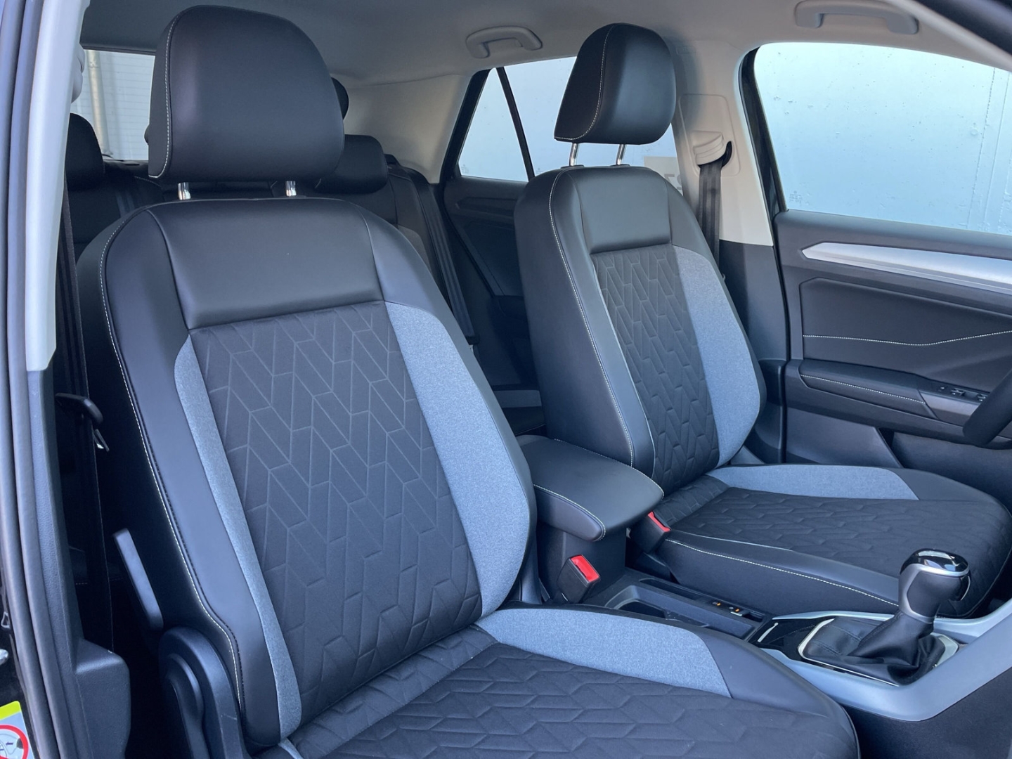 T-Roc 2.0 TDI DSG Goal AHK/Kamera/ACC/App-Connect/Navi/Travel/Spurwechselassist