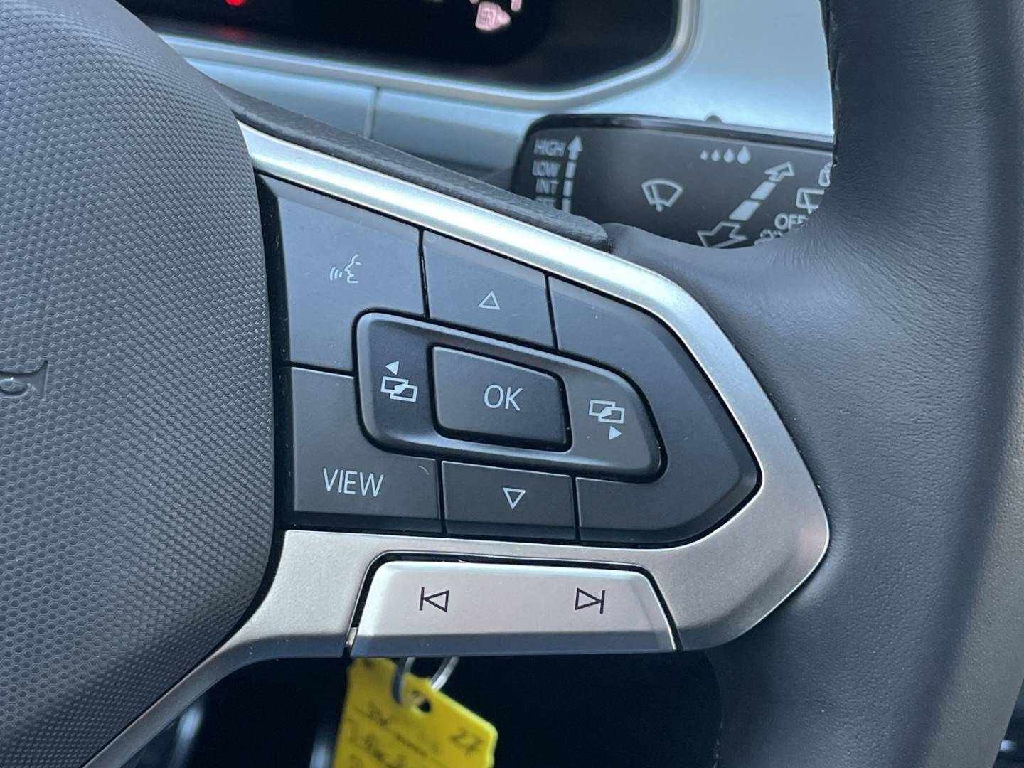 T-Roc 2.0 TDI DSG Goal AHK/Kamera/ACC/App-Connect/Navi/Travel/Spurwechselassist
