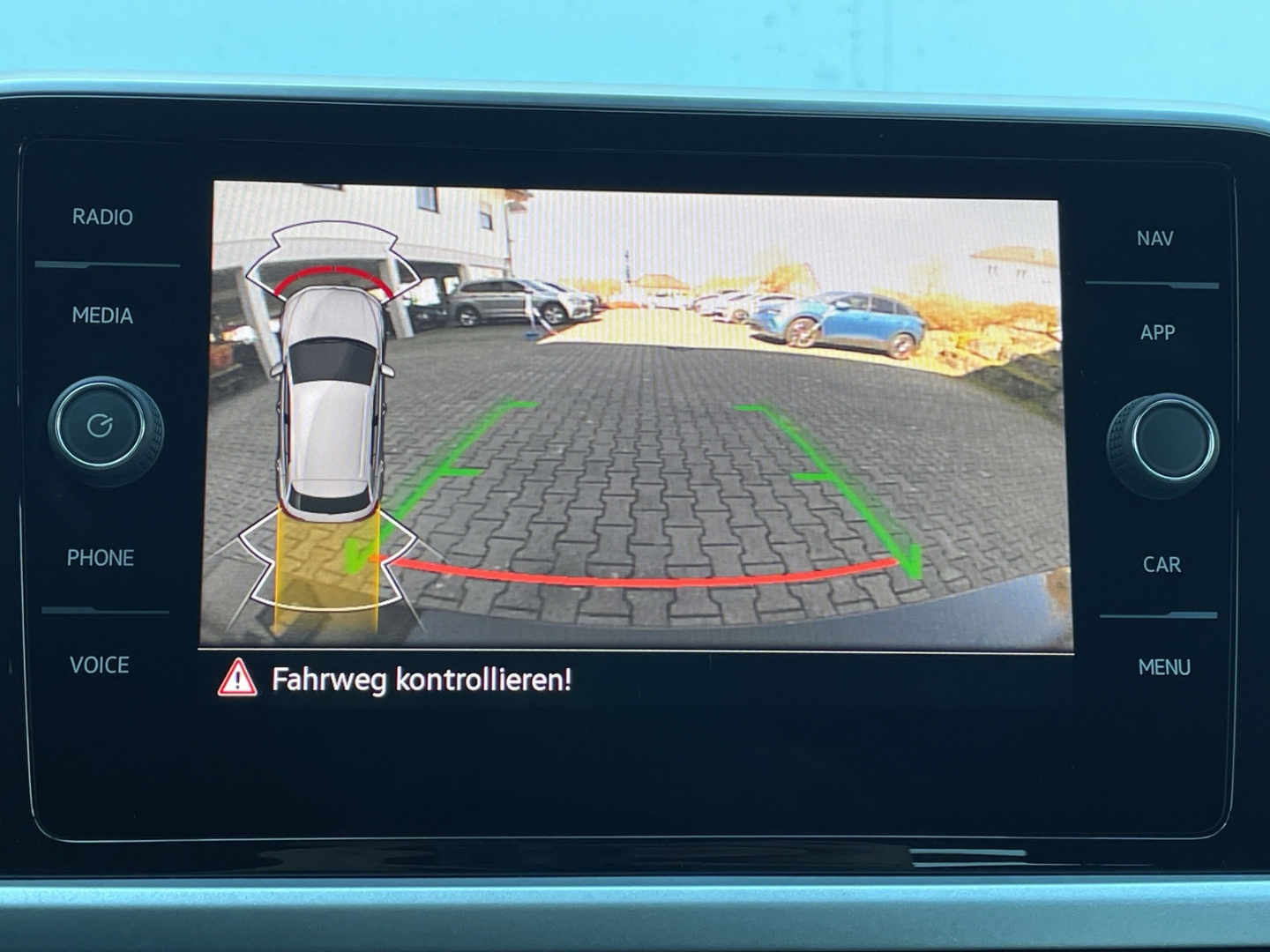 T-Roc 2.0 TDI DSG Goal AHK/Kamera/ACC/App-Connect/Navi/Travel/Spurwechselassist