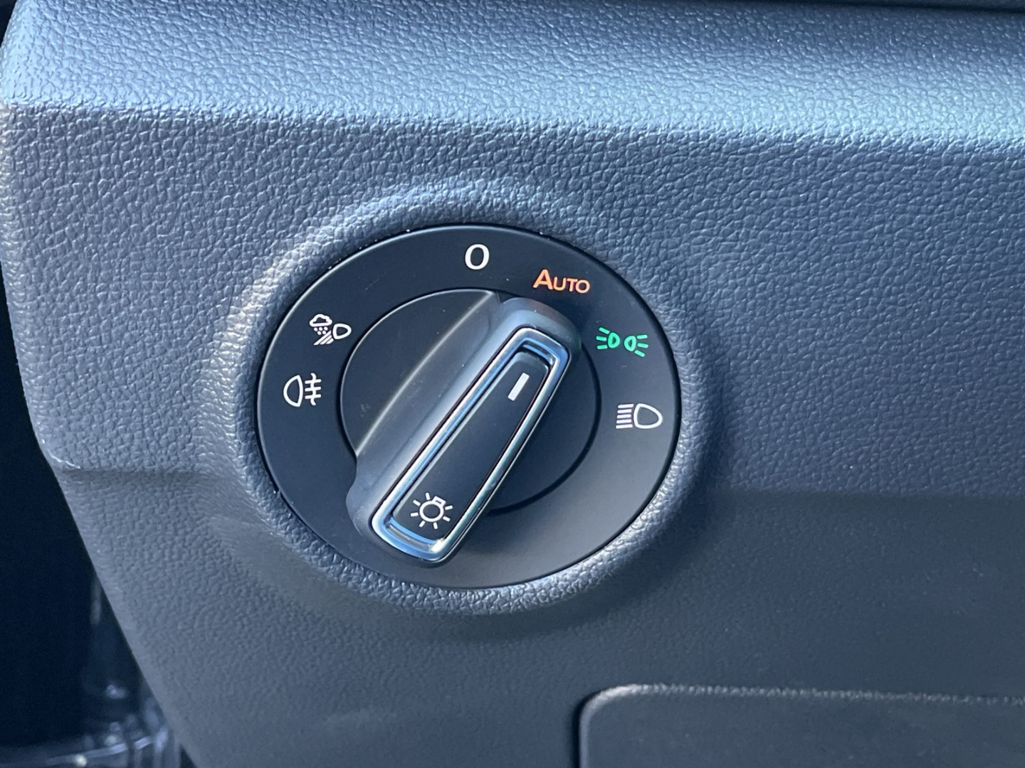 T-Roc 2.0 TDI DSG Goal AHK/Kamera/ACC/App-Connect/Navi/Travel/Spurwechselassist