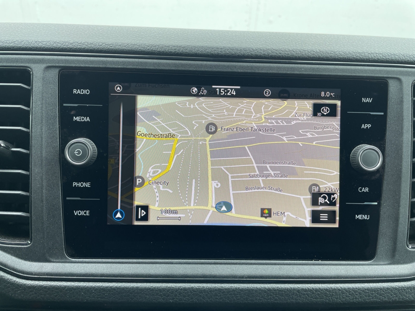 Crafter 35 2.0 TDI DSG 9-Sitzer/Kamera/Standhzg/AHK/ACC/Navi/App-Connect/Sitzhzg